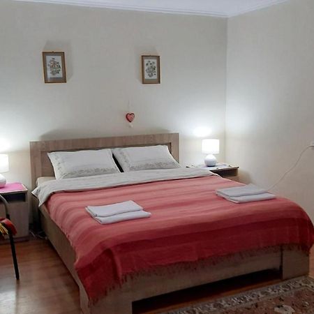 Beso-House Apartment Borjomi Luaran gambar